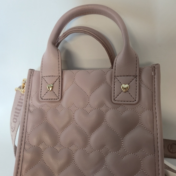 Juicy Couture Pink Quilted Heart Bag With Wide Adjustable Strap - Picture 5 of 16